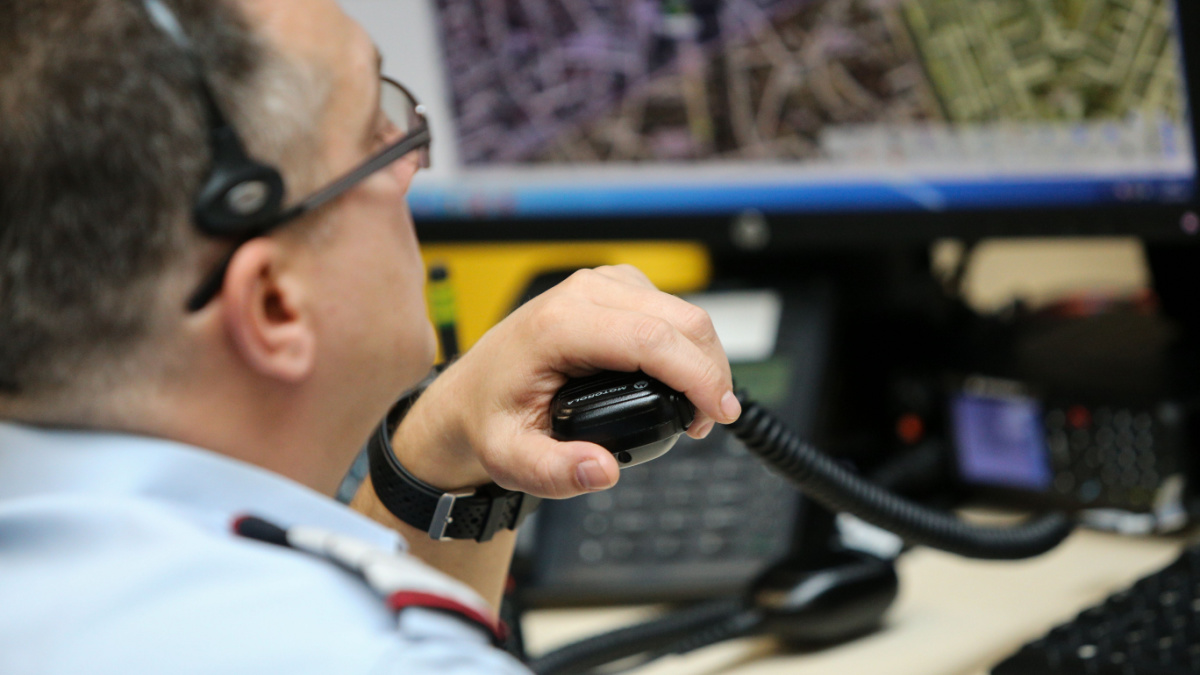 emergency number operator