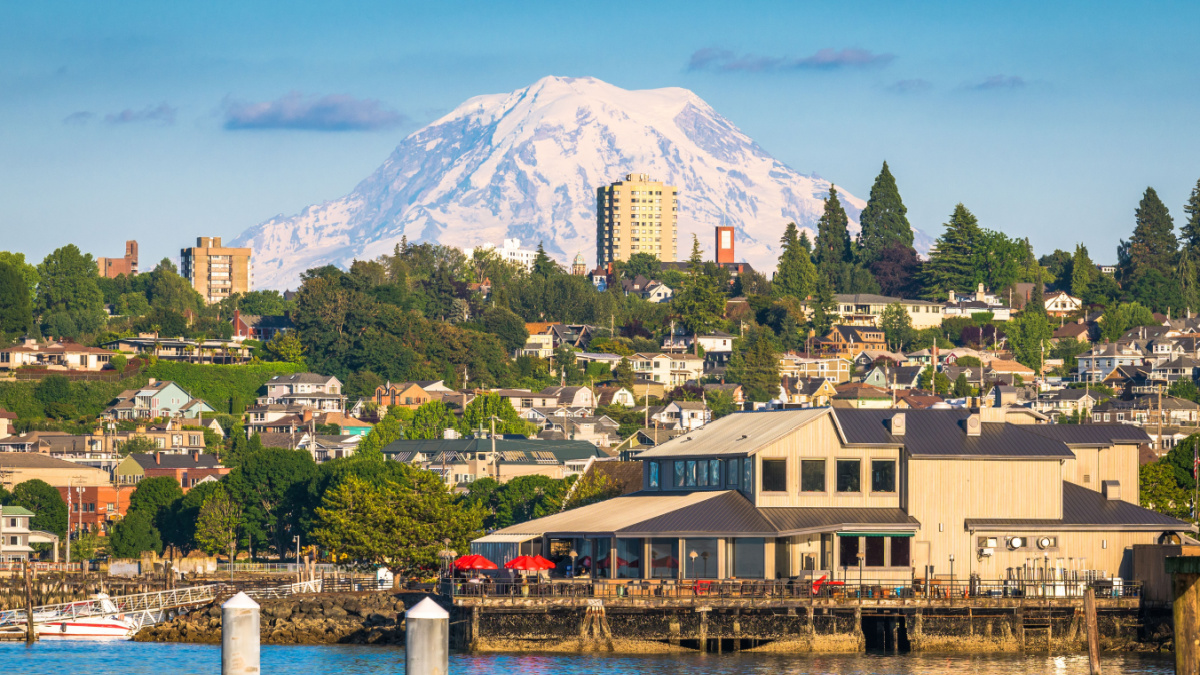 Tacoma, Washington, USA with Mt. Rainier in the distance on Commencement Bay.