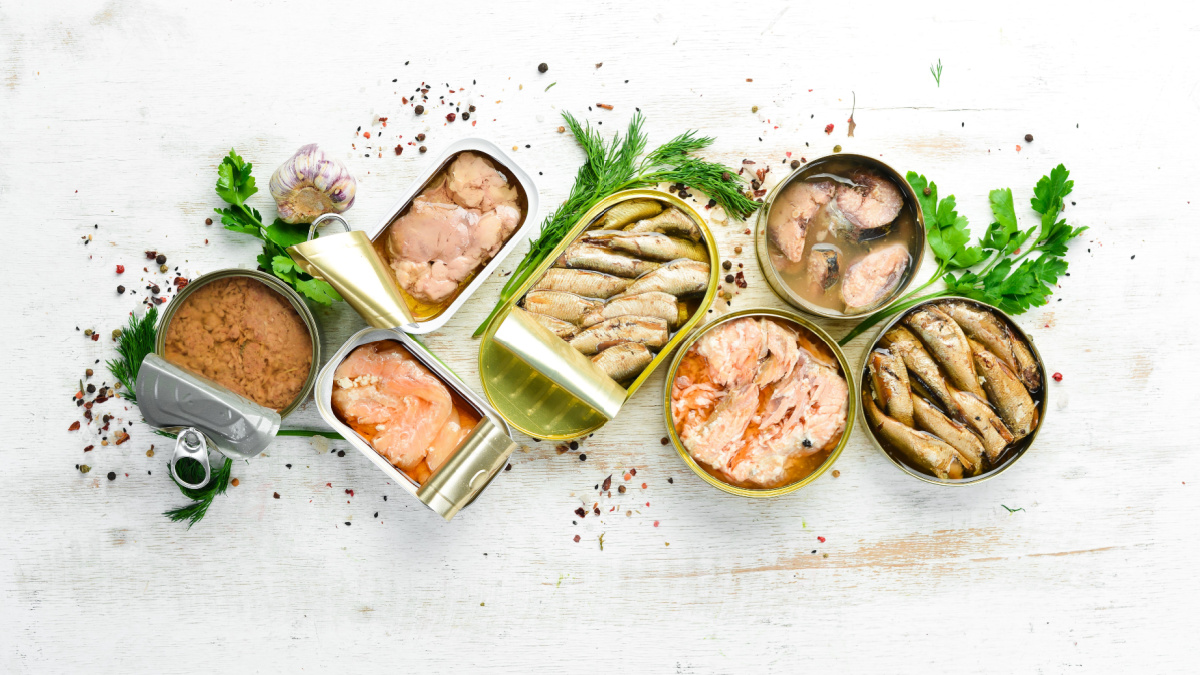 Canned fish in tin cans: Salmon, tuna, mackerel and sprats.