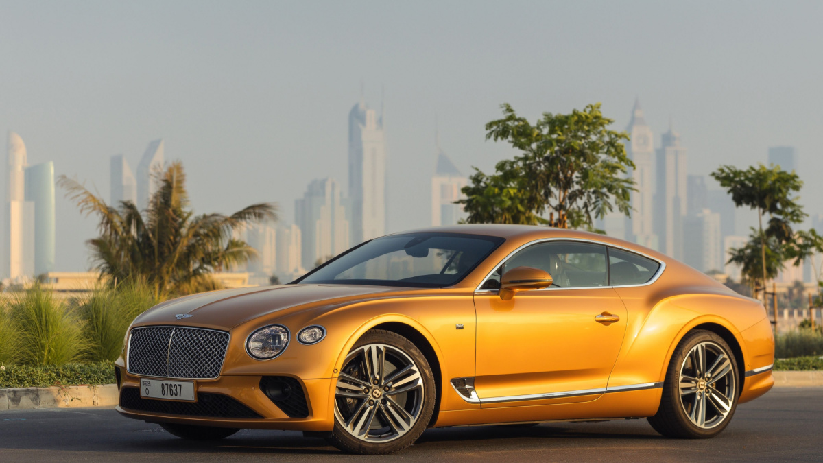 Bentley Continental GT Gold exterior, luxury car, exotic car, super car.