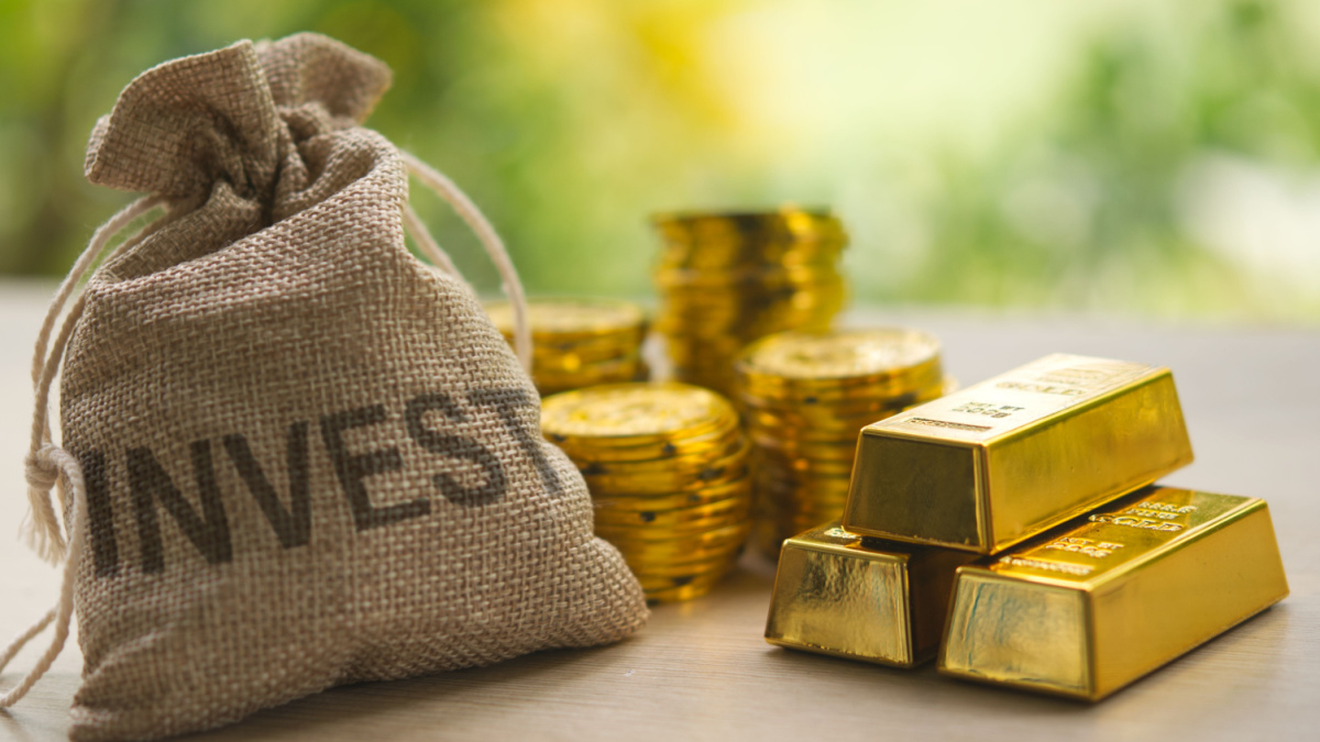 Gold investment provides a stable hedge against economic uncertainties. Its enduring value and potential for appreciation make it an attractive asset for diversifying portfolios.