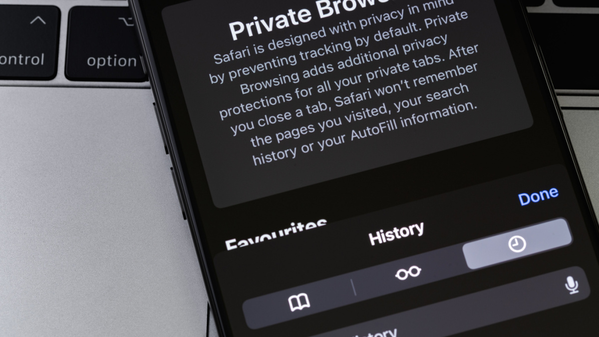Apple iPhone with browser Safari history, cookies and other browsing data.