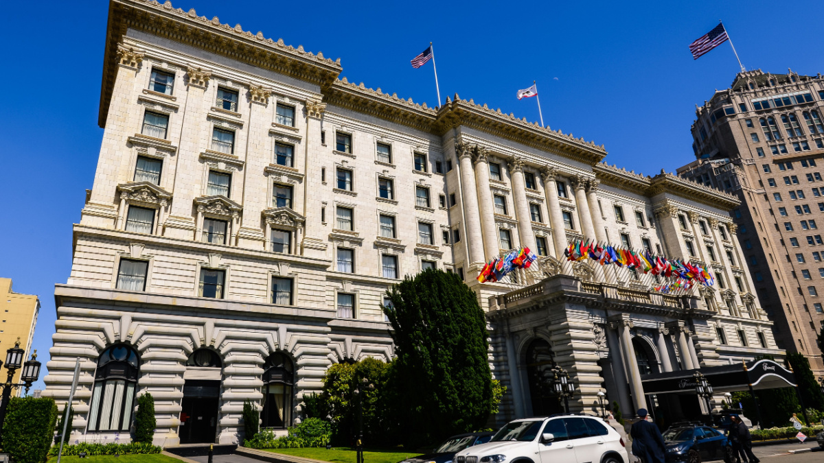 The Fairmont San Francisco Hotel. This hotel is a luxury hotel on 950 Mason Street, atop Nob Hill in San Francisco, CA.