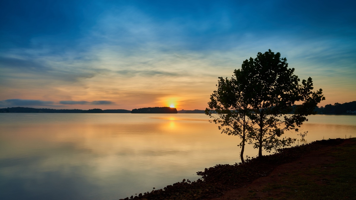 Sunrise on Lake Keowee, SC