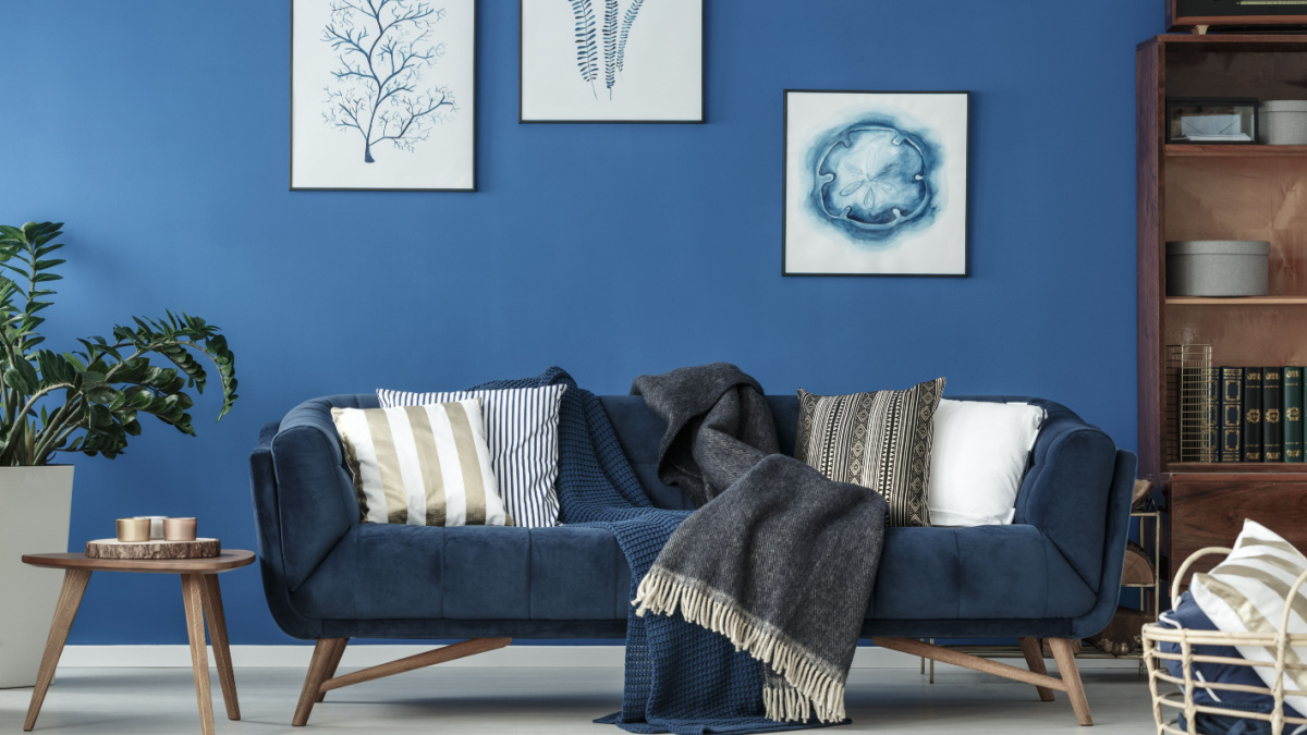 10 Things To Stop Buying and Start Making Yourself 9 Spacious blue living room designed in old style