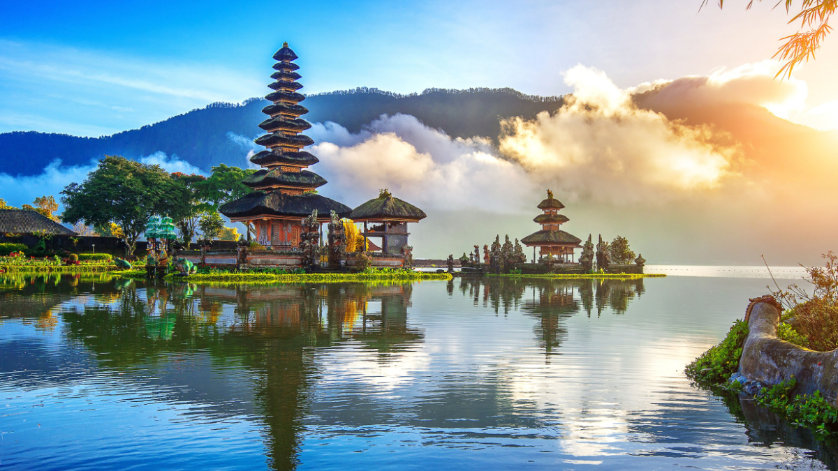 pura ulun danu bratan temple in Bali, indonesia.