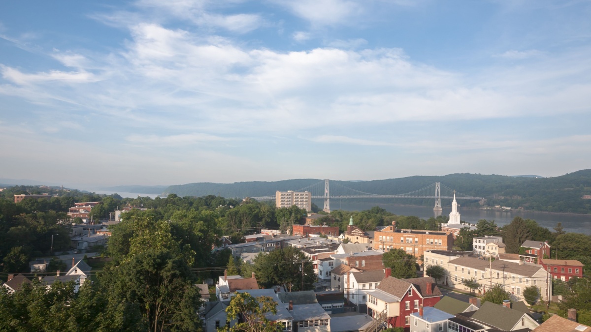 Early morning view of the Mid Hudson Bridge in Poughkeepsie, NY