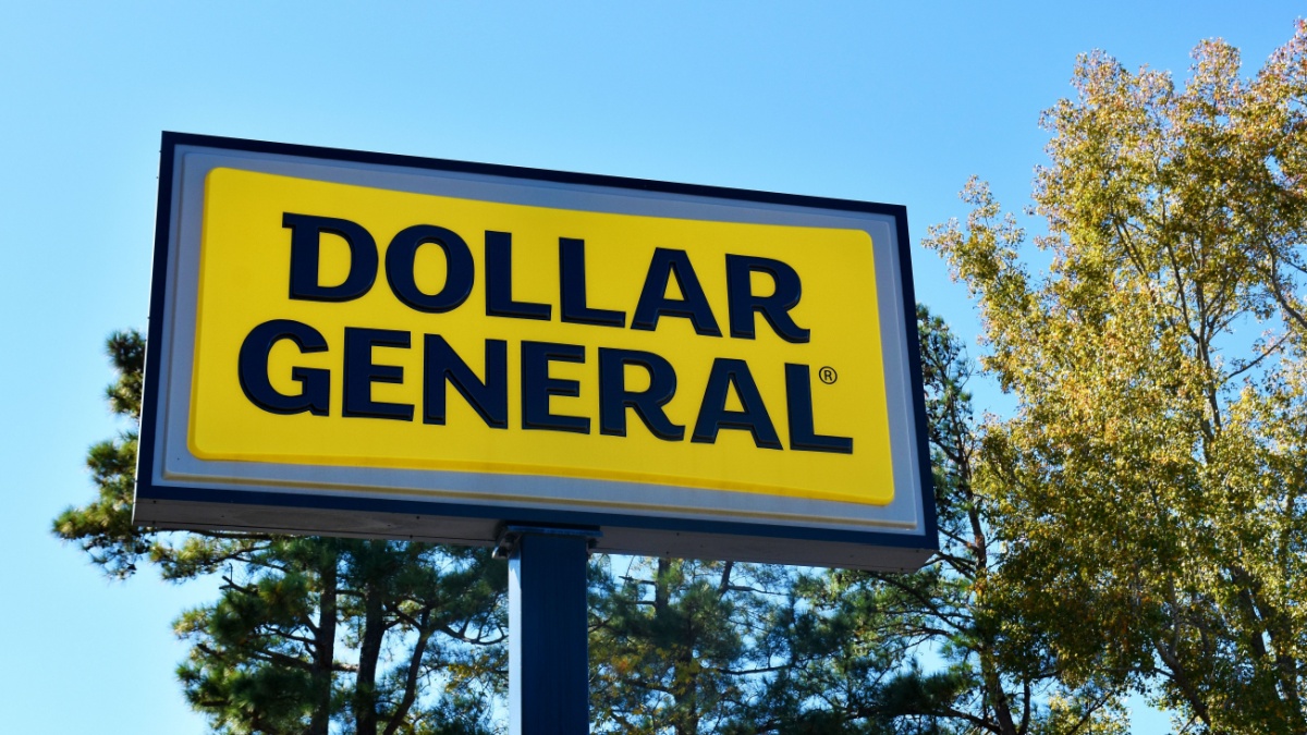 Dollar General Store Sign, Nashville, North Carolina, USA, October 23, 2023.