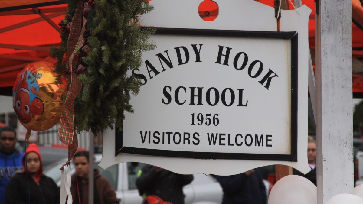 Sandy Hook Elementary School shooting, Sandy Hook hanging sign, Dec 16, 2012 in Newtown, CT., USA