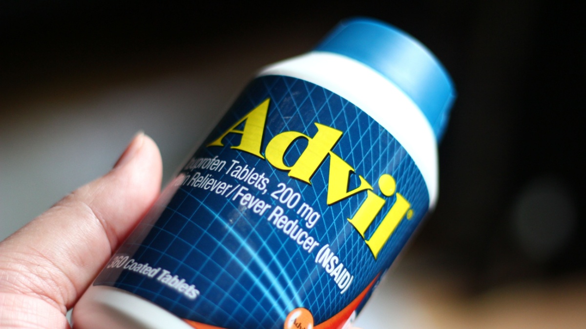 pain reliever ibuprofen tablets 200 mg advil brand, the most popular pain reliever in America.
