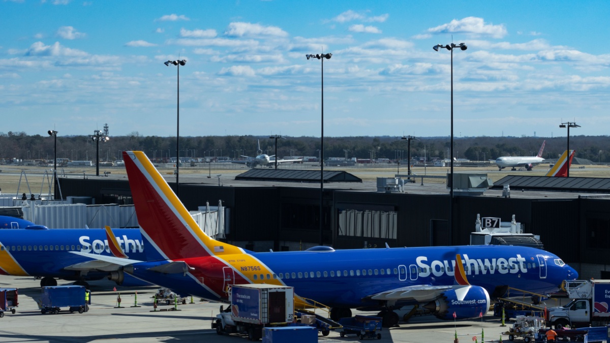 BALTIMORE-WASHINGTON INTERNATIONAL THURGOOD MARSHALL AIRPORT, ANNE ARUNDEL COUNTY, MARYLAND, USA – March 14, 2023: Ground operations at BWI Airport.