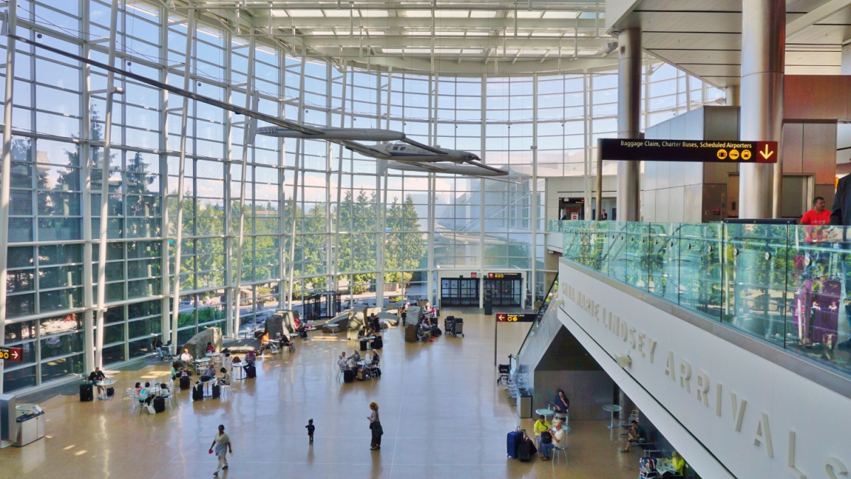 The Sea-Tac Seattle-Tacoma International Airport (SEA) is the largest airport in the Pacific Northwest of the United States. It is a main hub for Alaska Airlines.