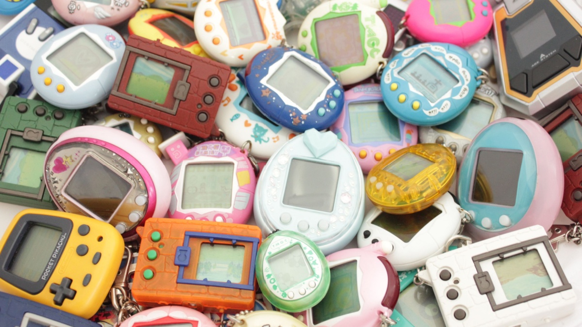 Old Toys, a lot of virtual pet. virtual pet toy 90s.